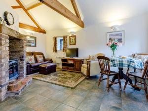 1 Bed in Ironbridge 80726