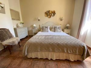Maisons de vacances Mas Beau Soleil & Spa Cottages de Charme avec Jacuzzi&Jardin Prives : photos des chambres