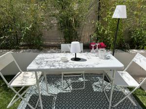 Maisons de vacances Maison, Jardin, piscine parking pres d'Aix Centre : photos des chambres