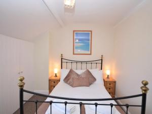 3 bed property in Brixham 56862
