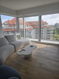 Stijlvol nieuwbouwappartement op wandelafstand zee - INCLUSIEF PARKEERPLAATS