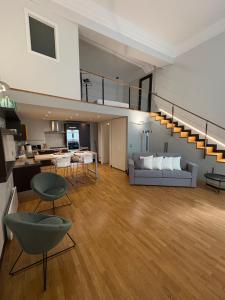 Loft con terrazzo nei vicoli