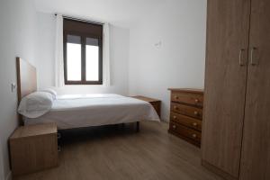 Beachfront Victoria apartment in tossa 2