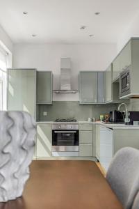 1 Bed Apartment London By Leyton Orient, ABBA Arena & Olympic Park