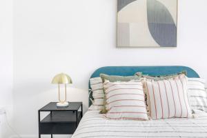 1 Bed Apartment London By Leyton Orient, ABBA Arena & Olympic Park