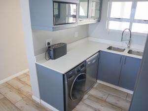 Long Island 51 Dolphin Coast