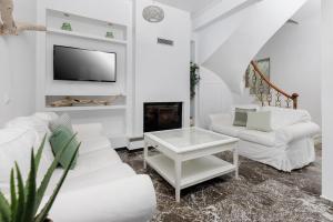 Akakia Panoramic Villa