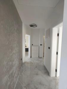 Ivanas Apartments with Amazing Pool Access