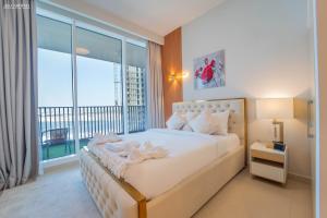 Gardenia Suites Creek Harbour, 2 Bedroom Stylish Apartment with Creek Views