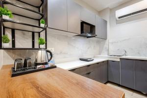 Imperial Stayz Serviced Apartment Sector 51