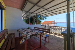 One-Bedroom apartment Standard room in Apartments Irmica - by the sea