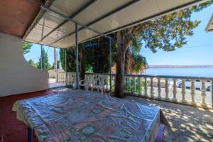 One-Bedroom Apartment room in Apartments Irmica - by the sea