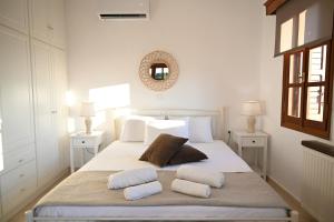 Villa Sea View Gem Steps to Zia Square Hot Tub