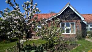 Little Furrows, Wenhaston