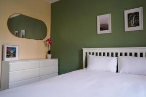 Your Highland Hideaway at 51