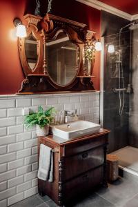 Pärchen Auszeit am Rande der Heide Burgunder Apartment