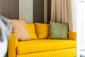 DAYF-LAV Brand New Apartment with Balcony in JVC