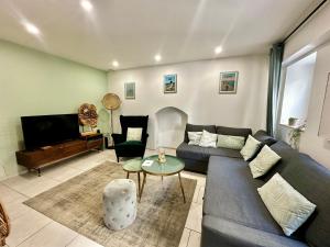 Maisons de vacances Halte Lutine - Maison chaleureuse en pierres : photos des chambres