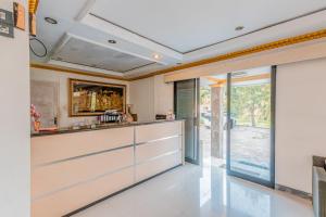 Dancenter Gunung Geulis Villagee