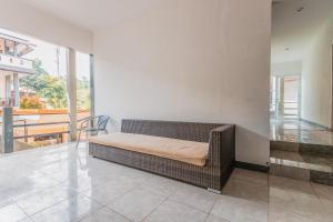 Dancenter Gunung Geulis Villagee