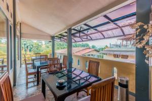 Dancenter Gunung Geulis Villagee