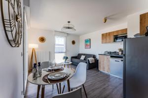 Appartements Bassin & Perla, Appartement T2, a 10mns de la Dune du Pilat et de l-Ocean : photos des chambres