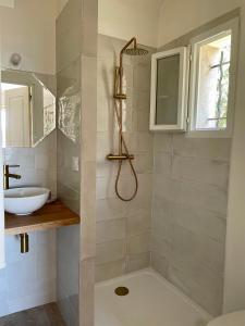 Villa au calme avec jardin, parking, clim, proche de tout !