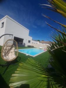 Villas location villa moderne : photos des chambres