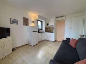 Studio climatisé avec parking face à la mer - 2 couchages - FR-1-226B-233