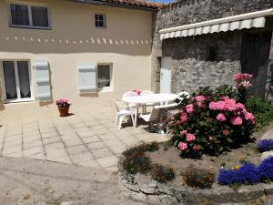 Maisons de vacances Gite La Marguerite A La Campagne : photos des chambres