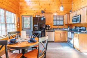 Cabin on the Creek By Avada Properties