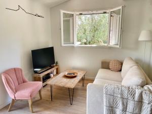 Maisons de vacances Maison avec jardin, parking et clim a 10 min a pied du Vieux Port : photos des chambres