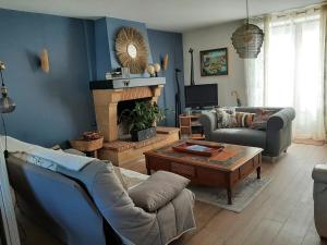 Villas Villa charmante a Villedieu-sur-Indre avec piscine privee : photos des chambres