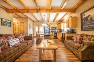 Cozy Bear Cove 2 By Avada Properties