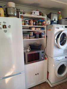 Cosy 1 bedroom chalet near the woods