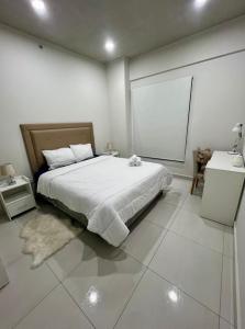 Chic 1 bed apt in Luque with terrace and pool