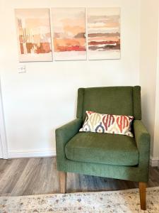 3 bed Flat in Manchester with Parking