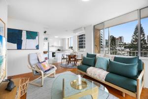 Oceanfront 2BR apartment near Beach Free Wi-Fi