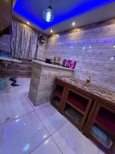 شقة فاخرة بالمهندسين