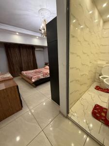 شقة فاخرة بالمهندسين