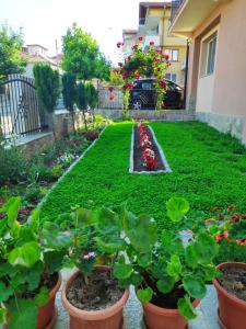 Къща за гости Снежа Guest house Snezha