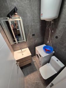 Dvosoban stan na dan Bar