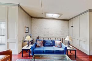 Gordon Street Retreat
