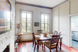 Gordon Street Retreat