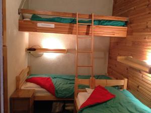 Appartements DUPLEX 5 p - St Lary Soulan centre Village : photos des chambres