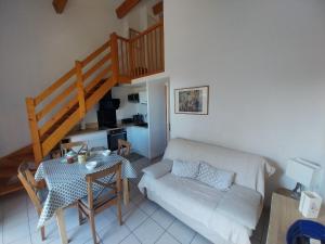Appartements Pavillon T3 climatise, piscine et parking : photos des chambres