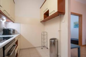 Athens Bright Residence