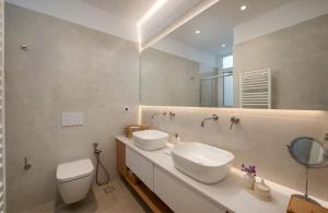 Mireye Lake Apartments