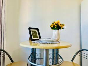 Joy City Stay Victor Babes 14