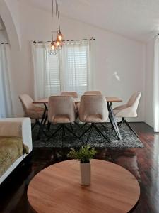 Lifestyle apartment Podstrana